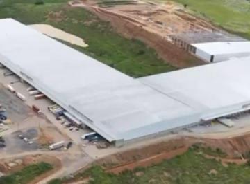Comercial · 23000m² · Galpão 23000 m² – Serra/ES – Condomínio fechado
