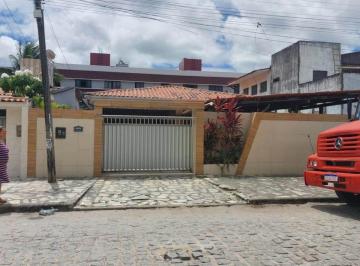 Casa de 4 quartos, João Pessoa · Ótima casa em terreno de 12 x 32m, 3 salas, 4 quartos sendo 2 suítes