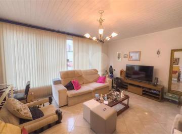 Casa · 184m² · 3 Quartos · 2 Vagas · Casa com 3 quartos à venda em Vila ipojuca - SP