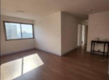 Apartamento · 80m² · 3 Quartos · 1 Vaga · O apto recém-reformado e tem 80 m², 3 dormitórios, living para 2 ambiente