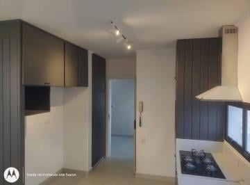 Apartamento · 180m² · 4 Quartos · 3 Vagas · OPORTUNIDADE Apartamento 4 Quartos 04 Banheiros  3 Vagas 180 m² REFORMADO