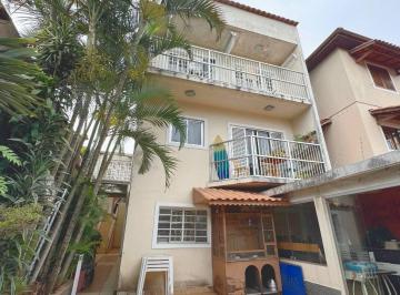 Casa · 280m² · 4 Quartos · 3 Vagas · VENDE-SE CASA INCRÍVEL 03 ANDARES AO LADO DO SHOPPING INTERLAGOS! 280m2