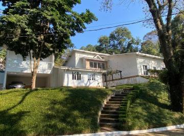 Casa · 4 Quartos · Belíssima casa na melhor rua do Forest Hills! Bem próximo ao clube!