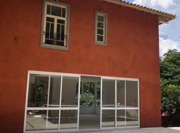Casa · 410m² · 4 Quartos · 5 Vagas · Casa à venda no cond. Forest Hills com 4 suites, piscina, churrasqueira