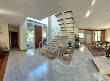 Casa · 500m² · 4 Quartos · 4 Vagas · Casa à venda no condomínio Forest Hils com 4 suites