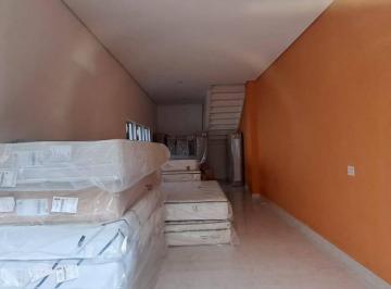 Comercial · 80m² · 2 Vagas · LOJA , DENTRO DO AUTO POSTO COMBUSTIVEL, CHACARA INGLESA,2 ANDARES, 80M2.