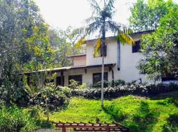 Casa · 260m² · 3 Quartos · 5 Vagas · Casa a venda na Granja Vianna em condomínio seguro com portaria 24h, 260 m2