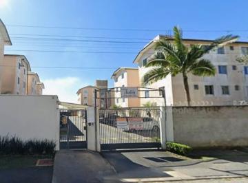 Apartamento · 46m² · 2 Quartos · 1 Vaga · Apartamento no 3º Andar no Tatuquara - R$191 mil