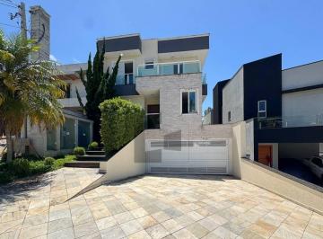 Casa · 350m² · 4 Quartos · 2 Vagas · Casa a venda no Aruã - Mogi das Cruzes | 4 suítes | Amplas
