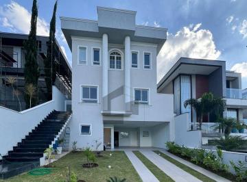 Casa · 270m² · 4 Quartos · 4 Vagas · Casa à venda no Aruã Brisas – Mogi das Cruzes | 4 suítes | Amplo quintal