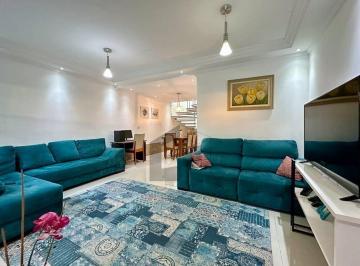 Casa · 209m² · 3 Quartos · 2 Vagas · Sobrado à venda no Jardim Quaresmeira II - Suzano | 3 Dormitórios ( 1 Suíte) | Sacada | Closet | Esc