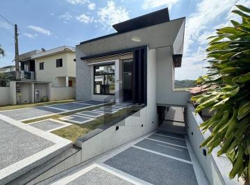 Casa · 450m² · 3 Quartos · 4 Vagas · Casa à venda no Aruã EcoPark – Mogi das Cruzes | 3 suítes | Quintal amplo | Fundo para reserva