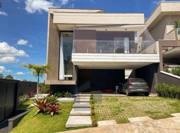 Casa · 280m² · 3 Quartos · 4 Vagas · Casa com 3 quartos, Fazenda Rodeio - Mogi das Cruzes