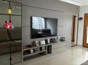 Casa de 3 quartos, São Paulo · Casa com 210 m² e 3 quartos à venda em Vila Canero