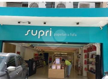 Comercial , São Paulo · Salão Comercial à Venda em Pinheiros.