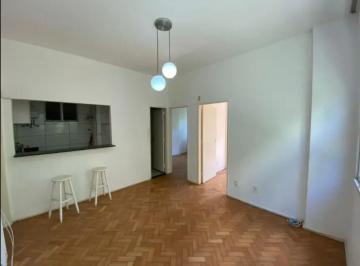 Apartamento de 2 quartos, Rio de Janeiro · iMPERDÍVEL OPORTUNIDADE em Copacabana. Apartamento 2 Quartos em transversal cobiçada. Frente ao verd