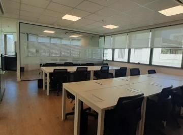 Comercial · 116m² · 2 Vagas · Sala comercial na Rua Manuel da Nóbrega, N. 986 - Conjunto 92 • 116 m²