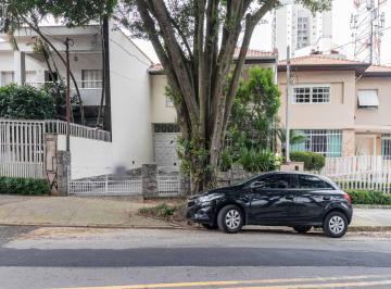 Comercial · 250m² · 1 Vaga · Casa comercial na Rua Mariz e Barros, N. 135 • 250 m²