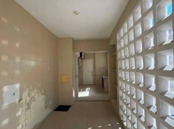 Apartamento · 143m² · 3 Quartos · 2 Vagas · Apartamento Tela em Branco No Coração do Meireles