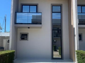 Casa · 100m² · 3 Quartos · 2 Vagas · Casa em Coaçu  -  Eusébio