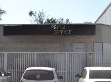 | Foto_migracao | 3 · Prédio comercial em Fortaleza