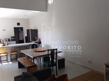 Casa · 151m² · 4 Vagas · Vende-se casa térrea 3 suítes 151m no Bairro Pinheirinho Vinhedo R 1.200.000,00