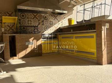 Casa · 279m² · 2 Vagas · Casa à Venda com 3 suítes, 279m , piscina e churrasqueira, Jardim Samambaia