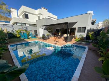 Casa · 350m² · 3 Quartos · 4 Vagas · Vende-se casa térrea com 3 Dormitórios no Condomínio Terras de Jundiaí - R 2.300