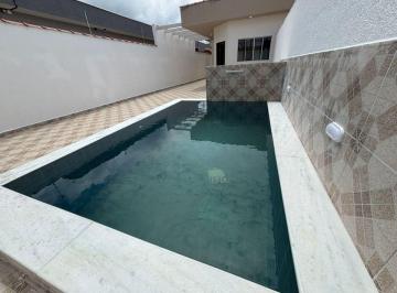 Casa de 2 quartos, Itanhaém · Casa com piscina e 2 quartos em Itanhaém.