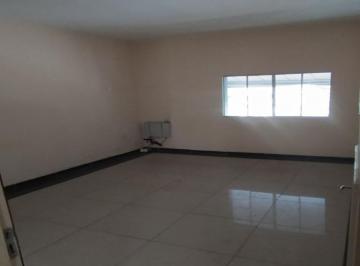 Casa · 203m² · 3 Quartos · 1 Vaga · Sobrado à venda na Vila Romana, São Paulo-SP: 3 quartos, 3 banheiros, 1 vaga, 203m² de área!