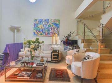 Apartamento · 340m² · 2 Quartos · 3 Vagas · Maison Montfort em Moema - Cobertura Duplex de 340m² com 2 suítes e 3 vagas.