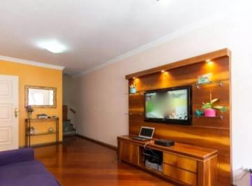 Casa · 250m² · 3 Quartos · 3 Vagas · Sobrado à venda no Morumbi, São Paulo-SP: 3 quartos, 1 suíte, 4 banheiros, 3 vagas de garagem, 250m²