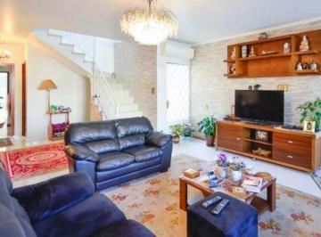 Casa · 280m² · 3 Quartos · 2 Vagas · Sobrado de Luxo na Vila Mariana: 3 Quartos, 3 Suítes, 4 Banheiros, 2 Vagas, 150m² - São Paulo-SP!