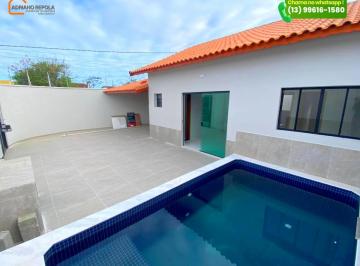 Casa de 3 quartos, Mongaguá · Casa nova com Piscina - Lado praia