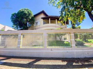 Casa · 341m² · 4 Quartos · 4 Vagas · Casa para alugar em Londrina, Jardim Presidente, com 4 quartos, com 341 m²