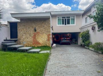 Casa · 500m² · 4 Quartos · 4 Vagas · Casa a venda de 500m² com 4 dorm, sendo 3 suites , na area de serviço , 2 quarto de empregada
