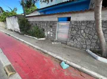 d6053603d24f4b51ffd1b92aafed453e57d16673 · Casa com 2 dormitórios para alugar, 90 m² por R$ 1.800,00 + taxas/mês - Itapeba - Maricá/RJ