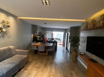 Casa · 150m² · 3 Quartos · 2 Vagas · Casa Moderna com 3 Suítes e Sky Lounge, área construída de 150,02m² com 2 Vagas de Garagem.