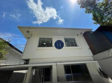 f02949c4e2a578ee794e24ed567ebe9f06df36a9 · Casa para venda na Vila Nova Conceição em São Paulo.