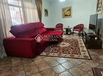 Casa · 221m² · 3 Quartos · Sobrado à venda em Diadema - Excelente localização!