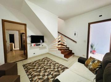 7420106d54a6152394122171265e450ada79d5c7 · Vende sobrado na Vila Barros, com 3 dormitórios sendo 1 com suíte com sacada, próximo do centro de G