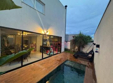 75cd83ee2ea0557a099c5ab374934f76b573130e · Casa à Venda de 03 Quartos sendo 01 Suíte no Bairro Jardim San Marco em Ribeirão Preto com Piscina.