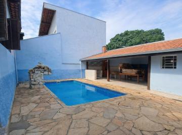 Casa de 3 quartos, Campinas · Casa com 3 quartos, 1 suíte e piscina à venda no Taquaral