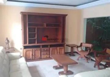 Casa · 800m² · 5 Quartos · 6 Vagas · Sobrado em Campestre