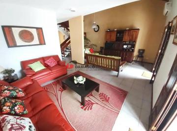 Casa · 240m² · 4 Quartos · 2 Vagas · Sobrado em Cibratel l