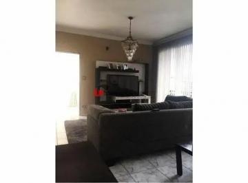 Casa · 250m² · 3 Quartos · 3 Vagas · Casa em Santa Maria