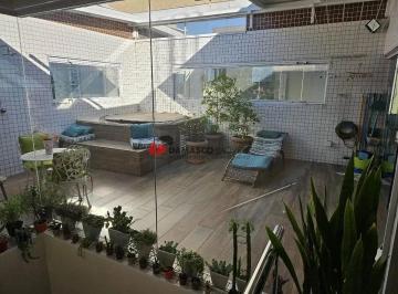 Apartamento · 235m² · 3 Quartos · 3 Vagas · Apartamento em Centro