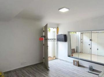 Casa · 200m² · 3 Quartos · 2 Vagas · Sobrado em Jardim