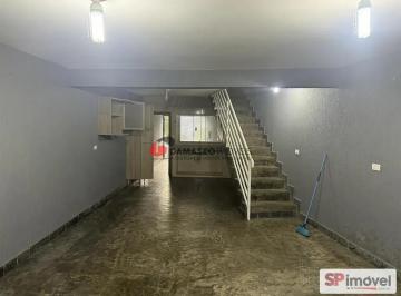 Apartamento · 240m² · Apartamento em Batistini