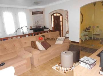 Casa · 280m² · 3 Quartos · 5 Vagas · Sobrado em Olímpico